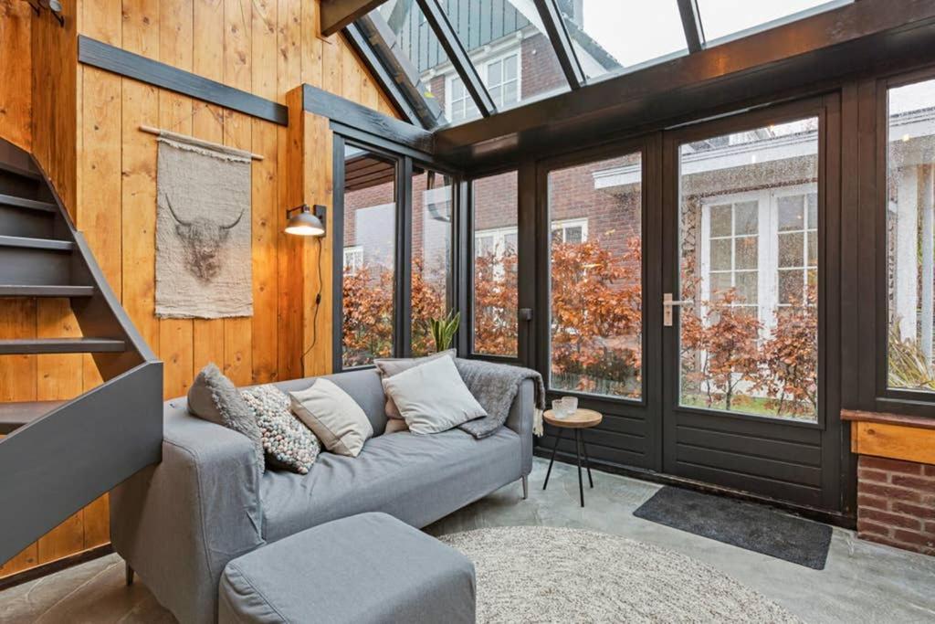 Uniek Houten Huis Nabij Bos En Plassen Hollandsche Rading Exterior foto